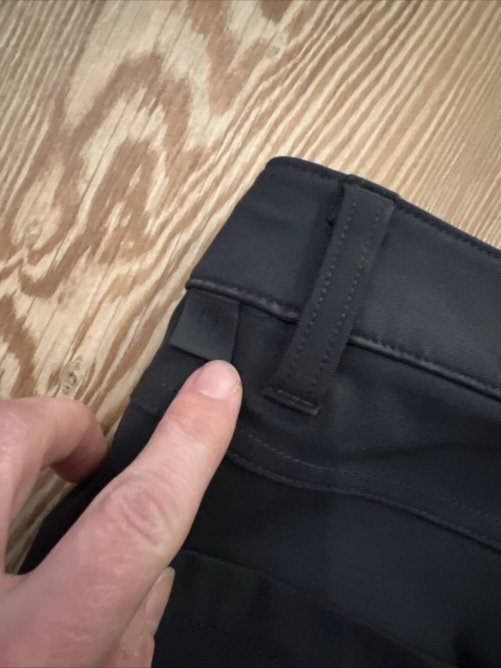 EUC Lululemon Commission Slacks Trousers Pants Skinny 31" *Warpstreme Size 32 - Picture 4 of 4